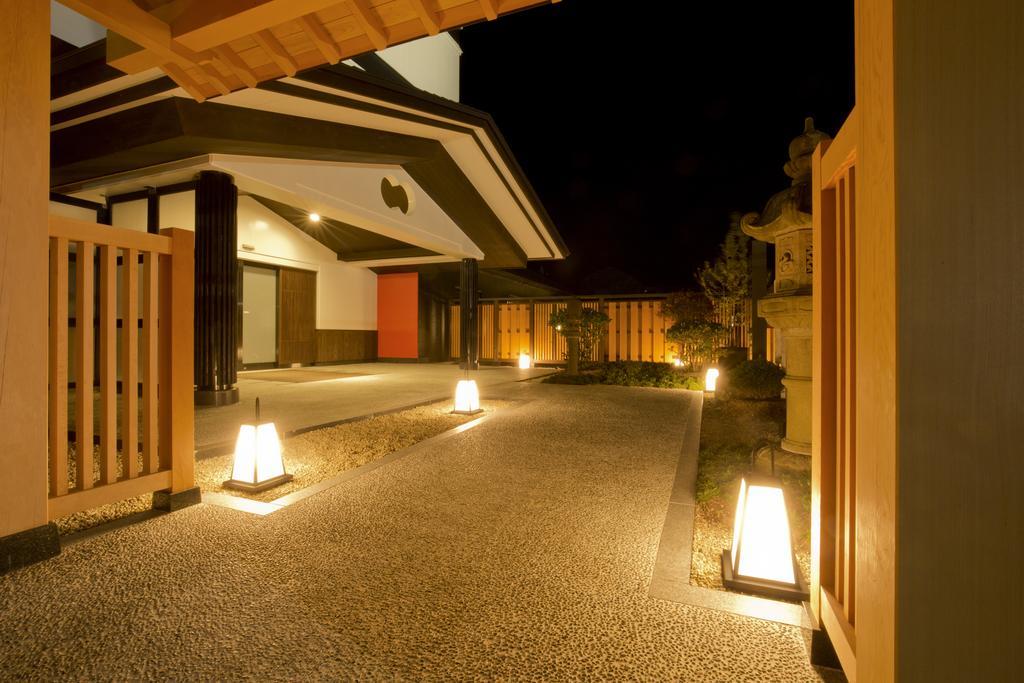 Takamiya Ryokan Beni Tozava Kültér fotó